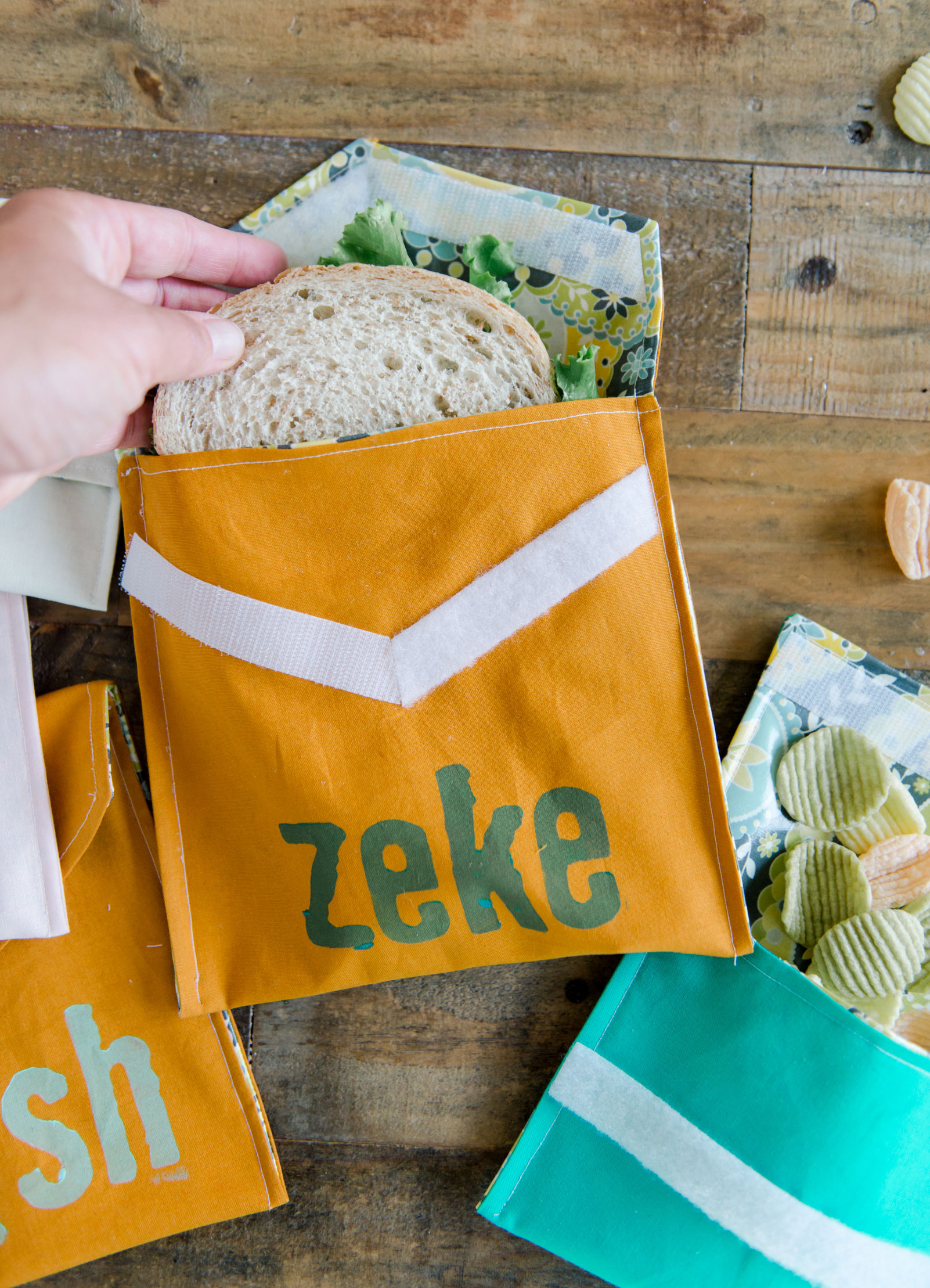 How to make easy, reusable snack + sandwich bags for lunches!
