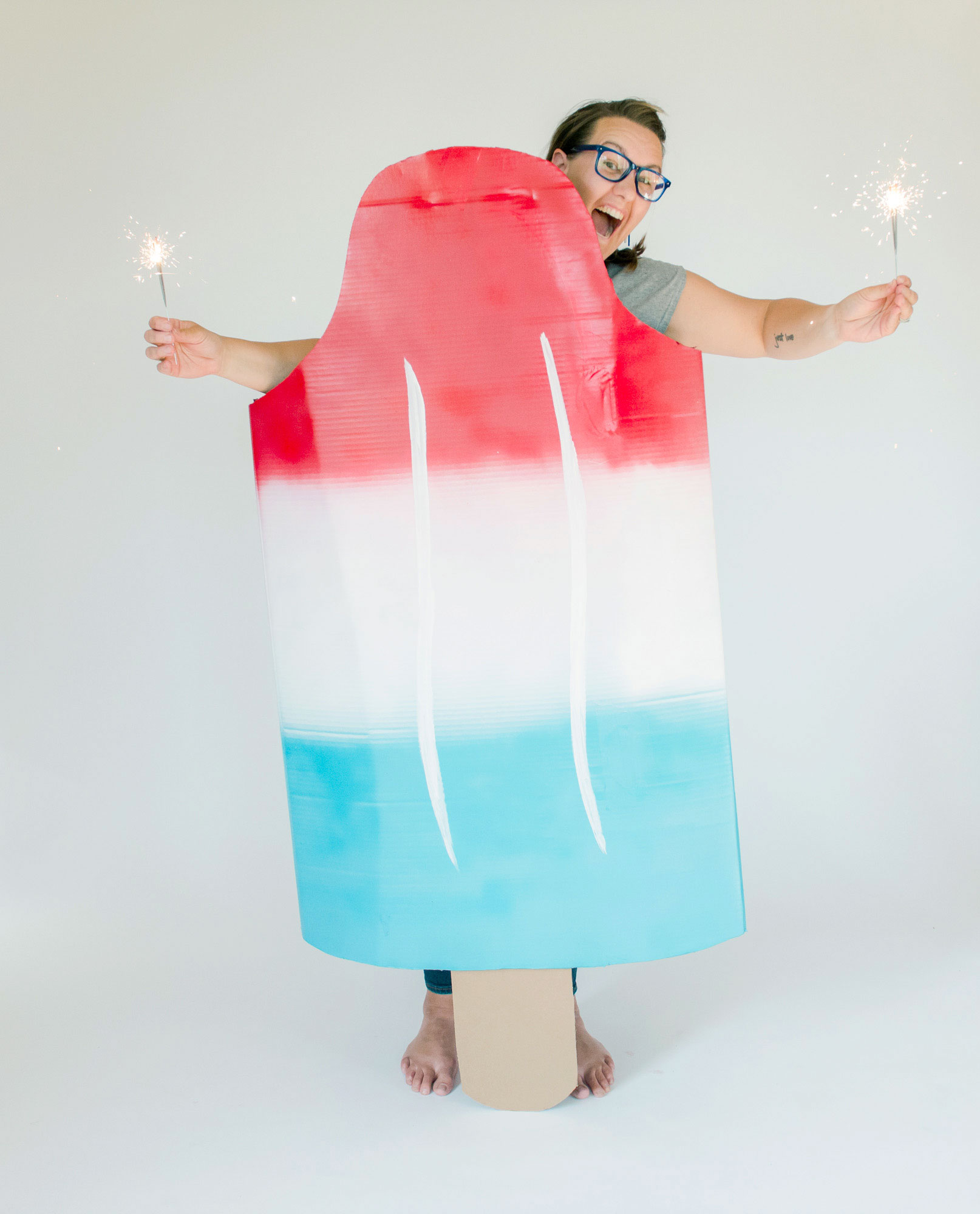 How to make an easy bomb pop popsicle costume!