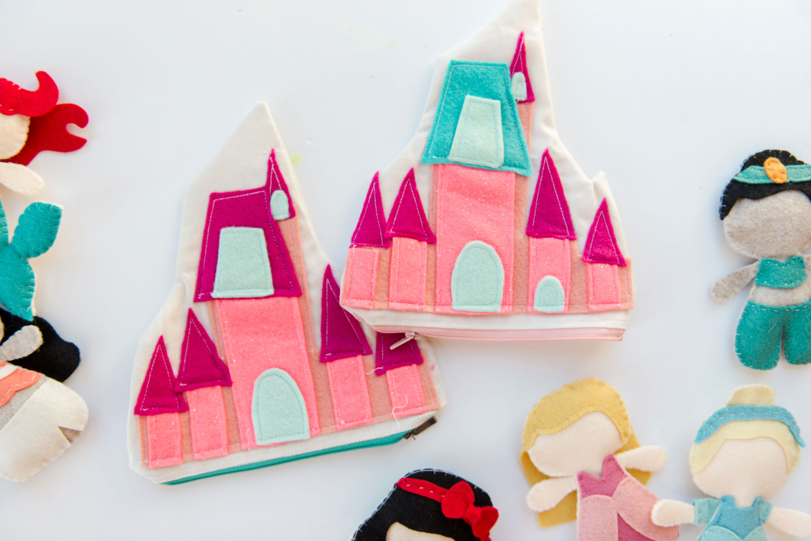 princess castle zipper pouch, disney princess castle pouch, disney princess zipper pouch, oh yay studio sewing pattern