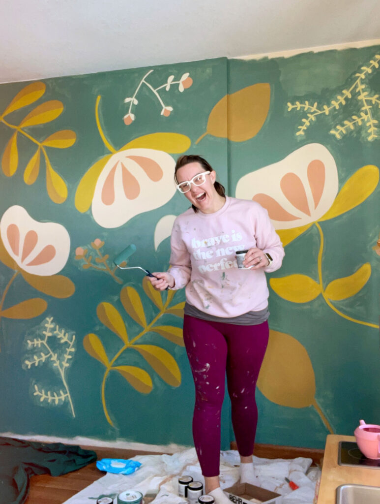 Floral wall mural, How to paint a floral mural, Playroom mural, Playroom floral mural, Floral mural how to, Home mural tips, Mural DIY