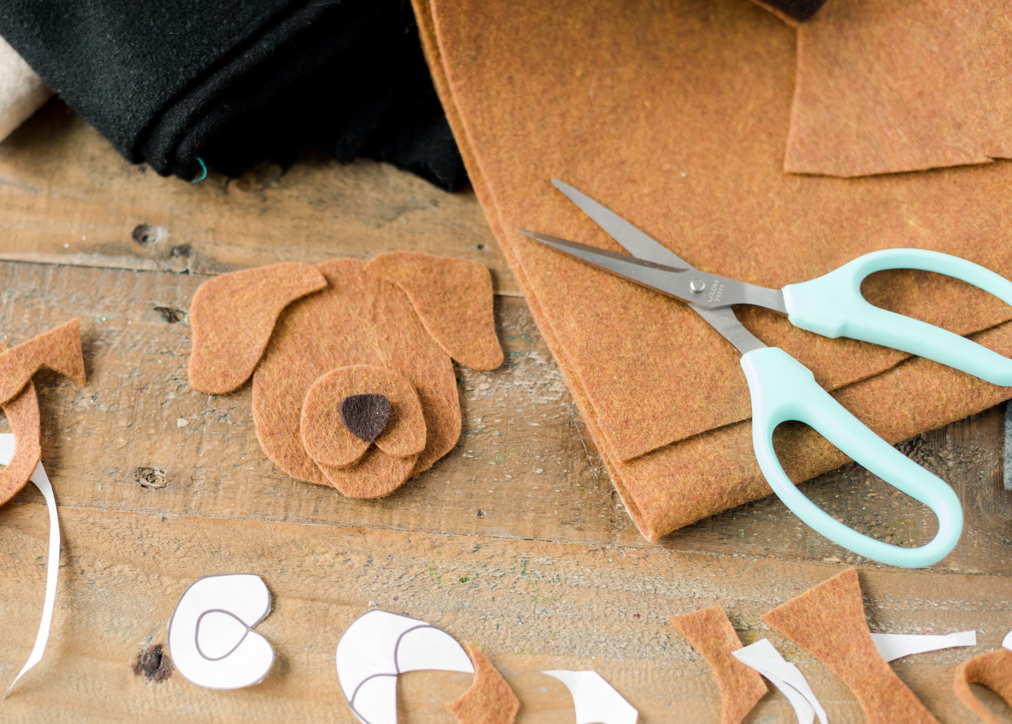 Plush Felt Dog Christmas ornament or stocking tag :) – oh yay studio –  Color + Painting + Making + Everyday celebrating