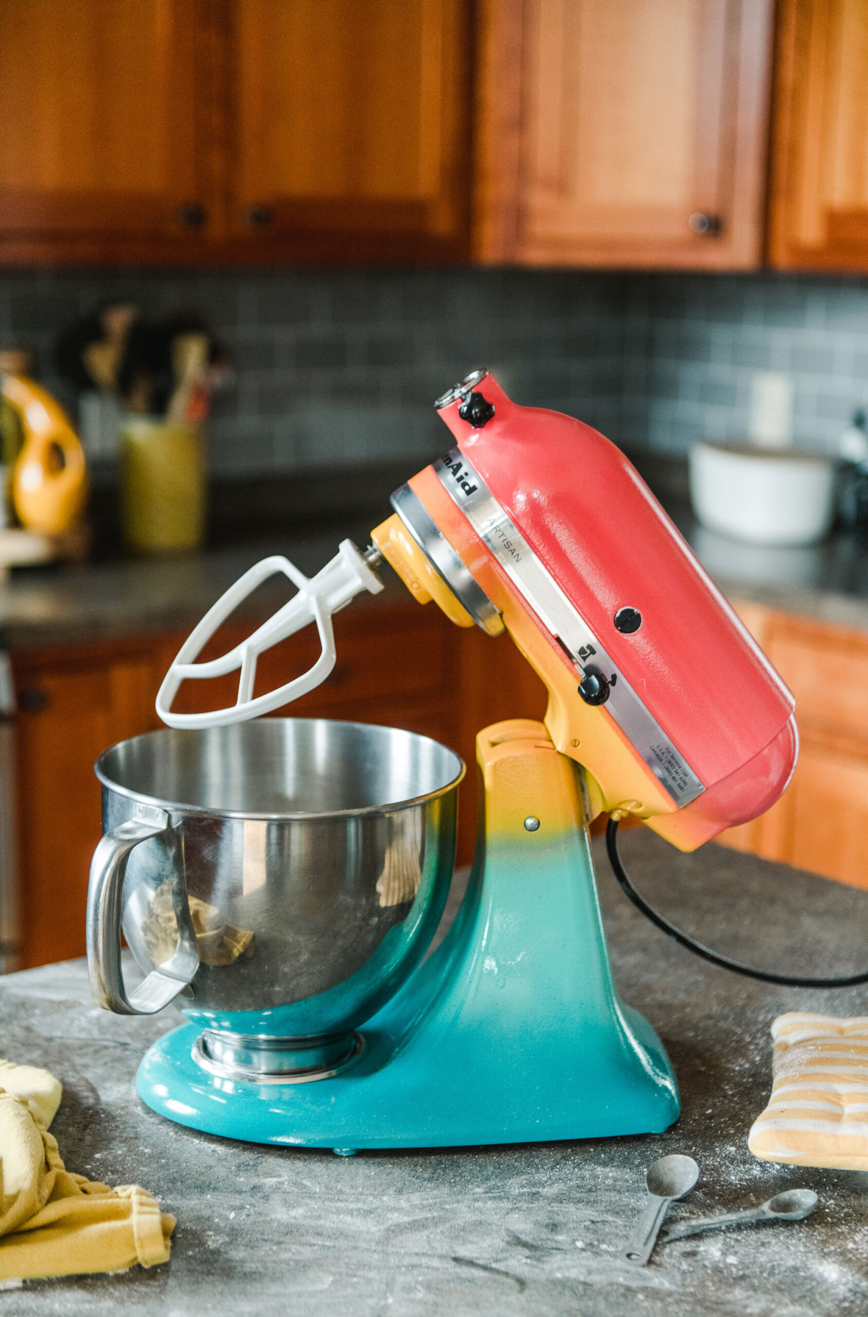How to paint your Kitchenaid mixer!