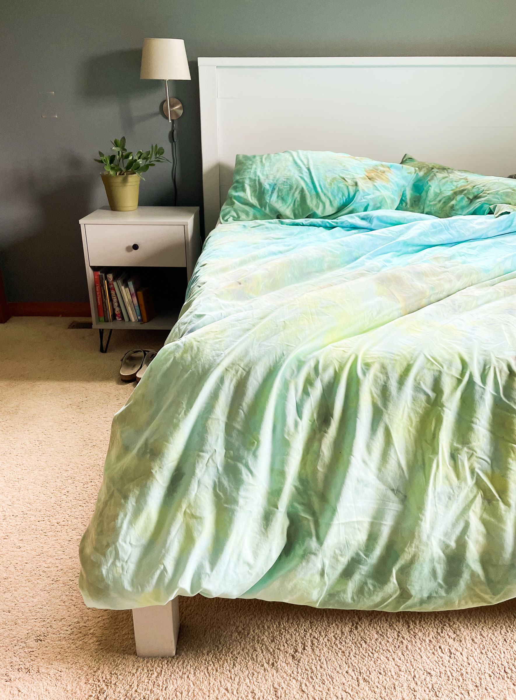 ice dye bedding, tie dye bedding, how to ice dye, ice dye DIY, how to ice dye Tulip, How to use Tulip dye, How to tie dye big items, oh yay studio tie dye