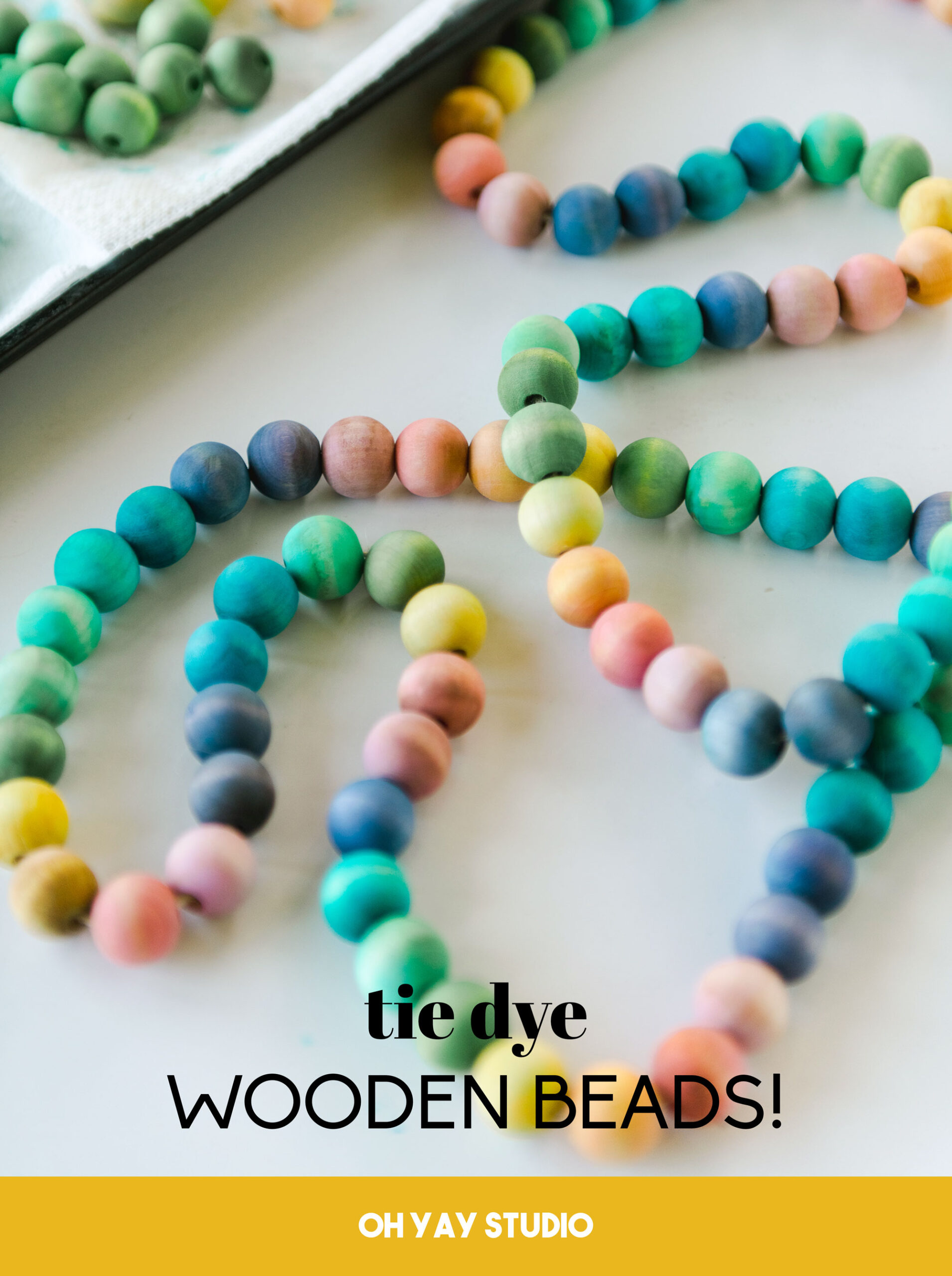 Tie Dye wooden beads, how to color wooden beads, Dyed wooden beads, How to make a bead garland, colorful bead garland