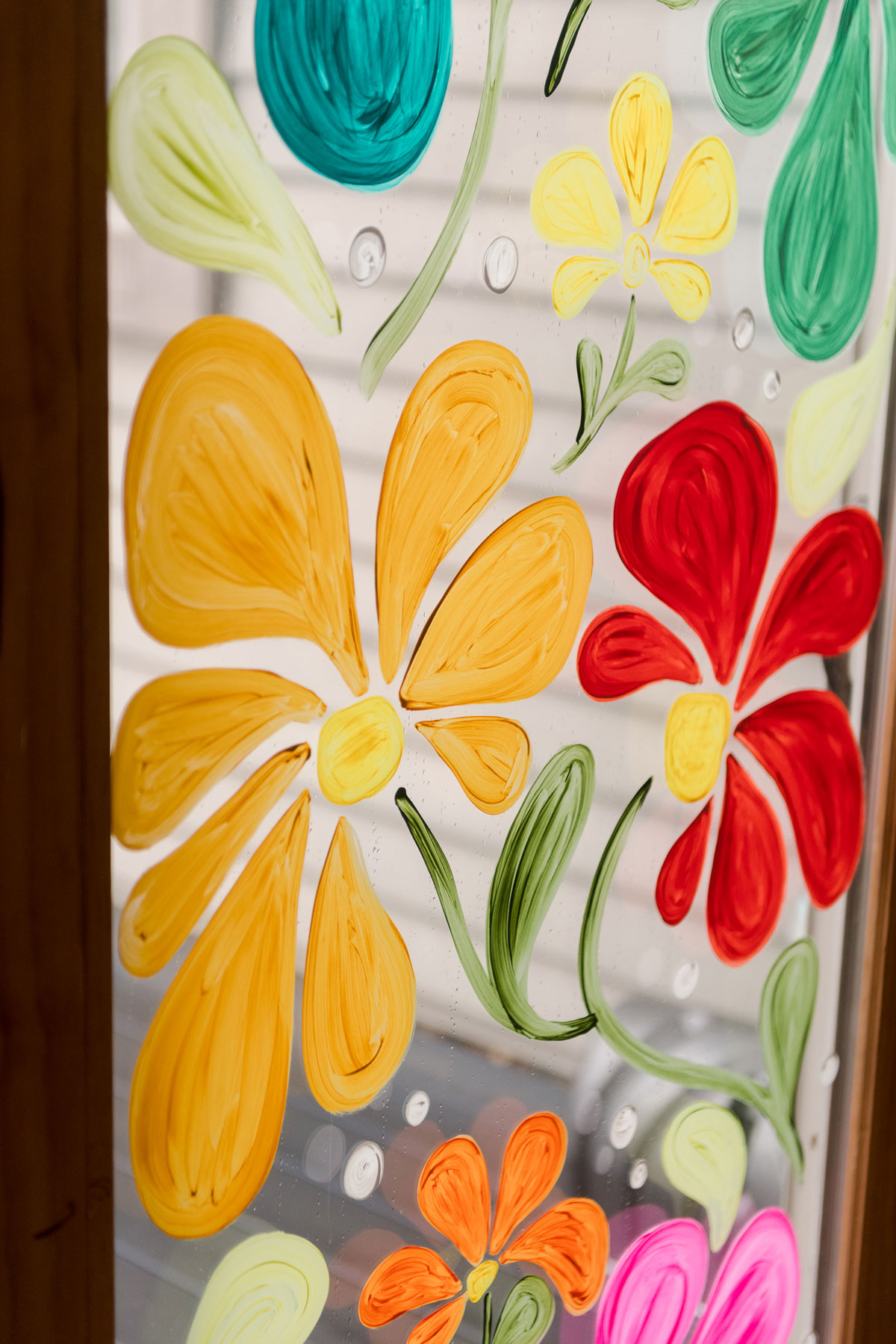 Colorful painted windows + how to paint your windows