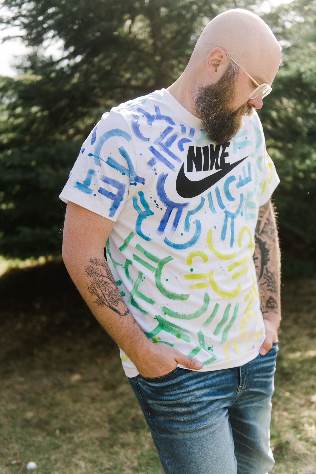 How to DIY a graffiti style shirt, graffiti style tee shirt DIY, fathers day gift idea, homemade fathers day gift idea, fathers day DIY