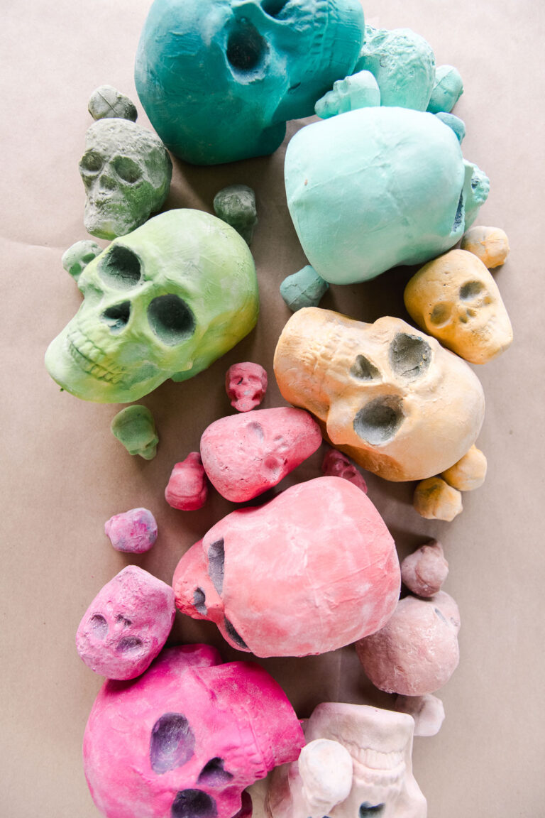 Colorful Halloween skulls, how to do faux flocking, painting with baking soda, faux flocked Halloween decor, flocked halloween decor, colorful halloween decor, colorful fall decor