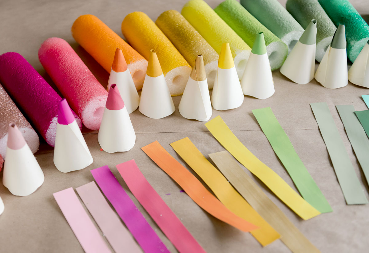 How to make colored pencils from pool noodles, pool noodle crafts, teacher decor, classroom decor ideas, how to make pencils from pool noodles