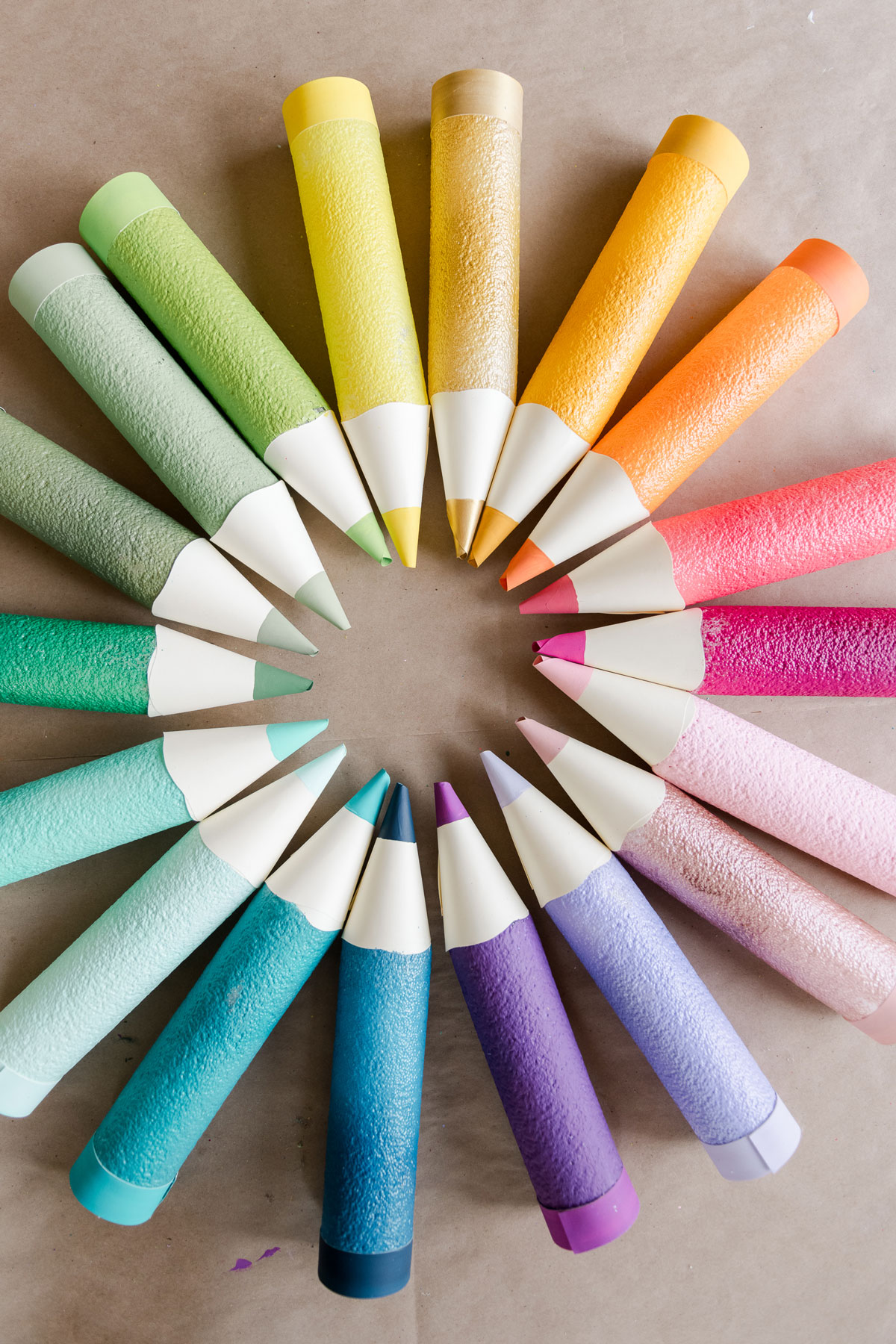 How to make colored pencils from pool noodles, pool noodle crafts, teacher decor, classroom decor ideas, how to make pencils from pool noodles