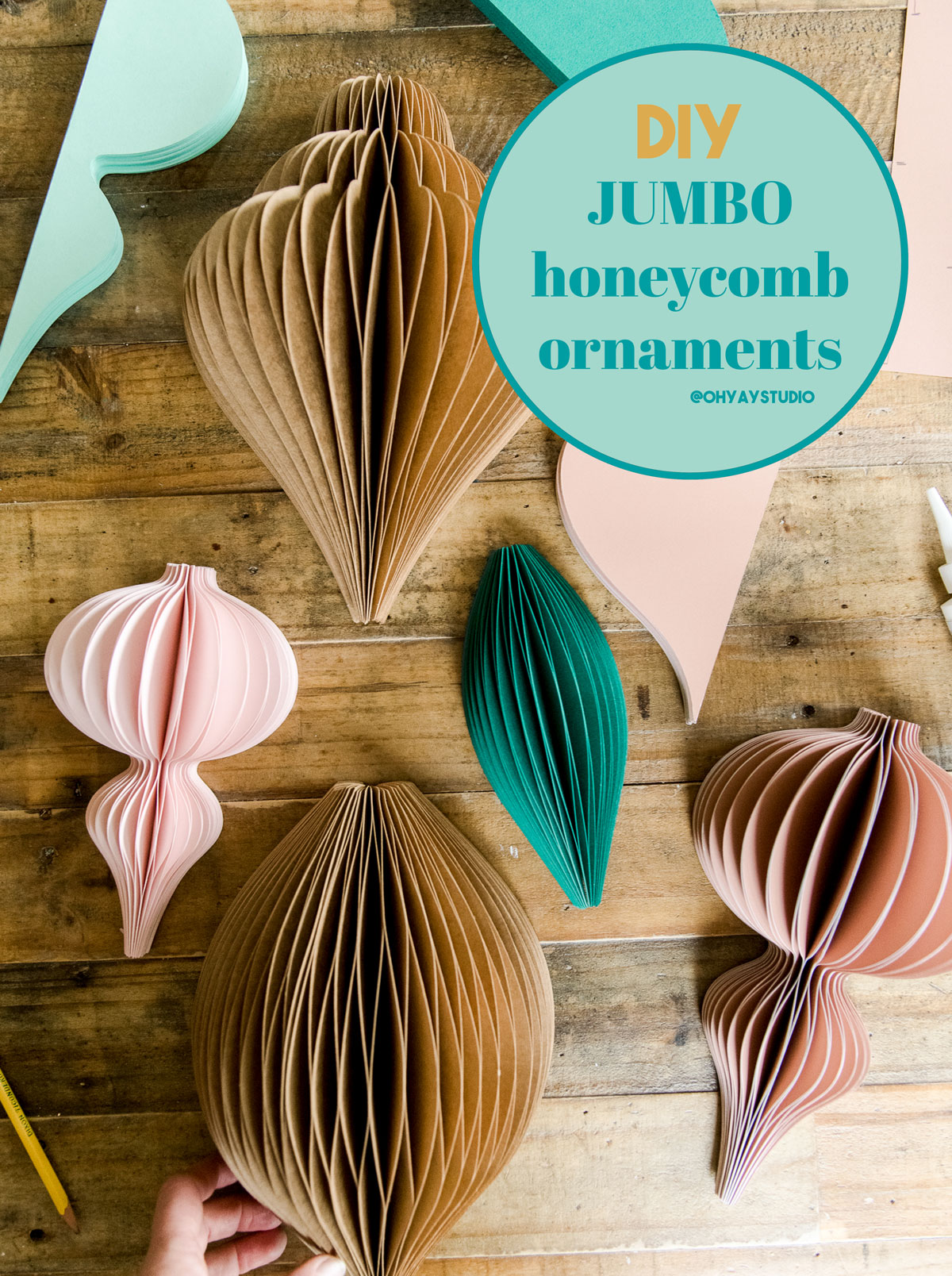 Jumbo honeycomb ornament DIY, Jumbo honeycomb ornaments, how to make honeycomb ornaments, Paper ornament DIY, honeycomb ornament DIY, window display ideas 