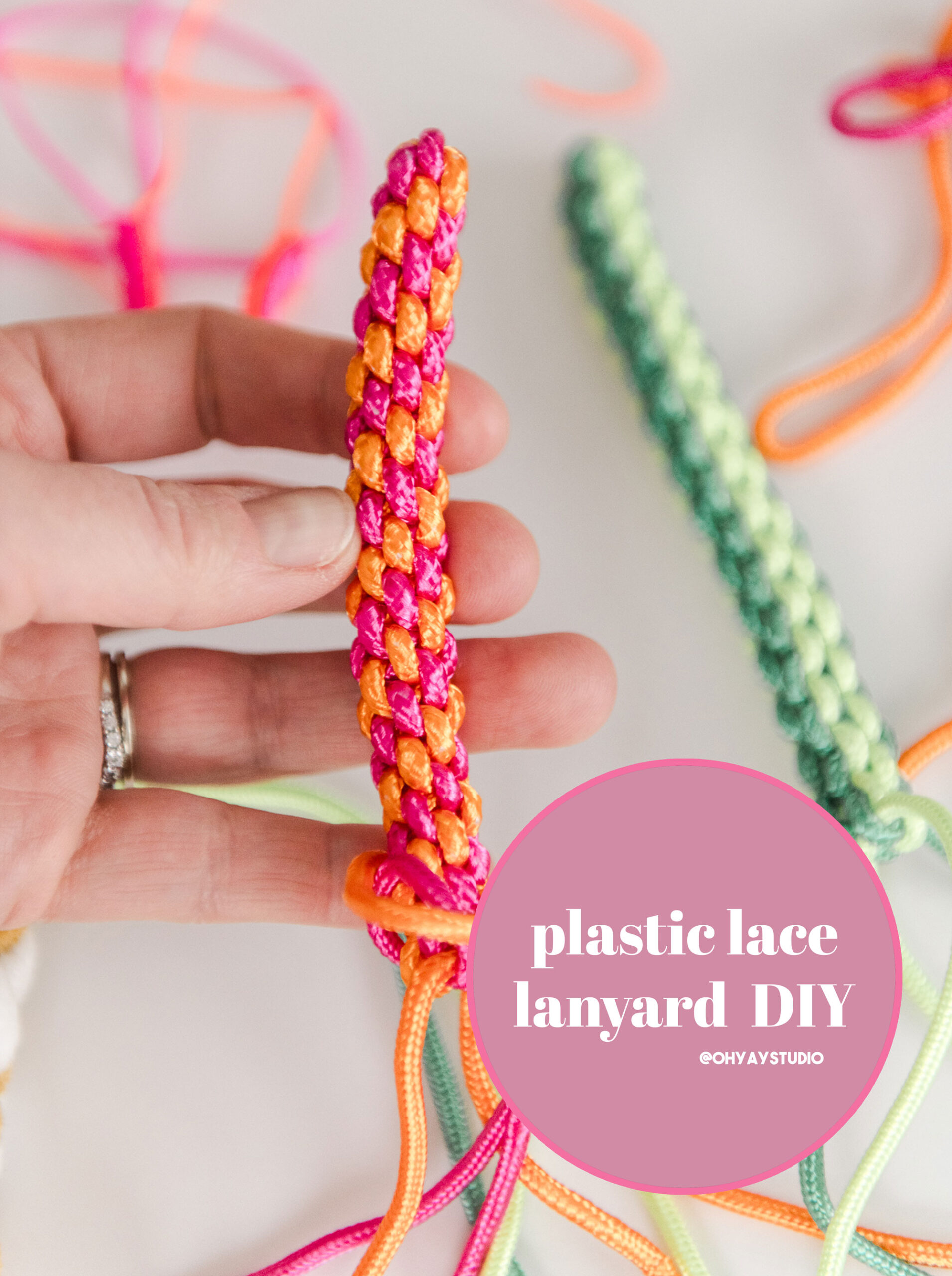 Plastic lace lanyard DIY, DIY plastic lace lanyard, summer crafts for kids, summer craft ideas, plastic lace craft, boondoggle lanyard DIY, boondoggle